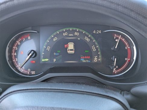 Used 2025 Toyota RAV4 LE image 12