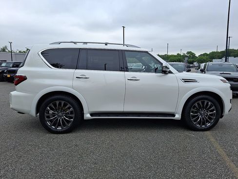 Used 2023 Nissan Armada Platinum w/ Captain's Chairs Package AWD/4WD image 7