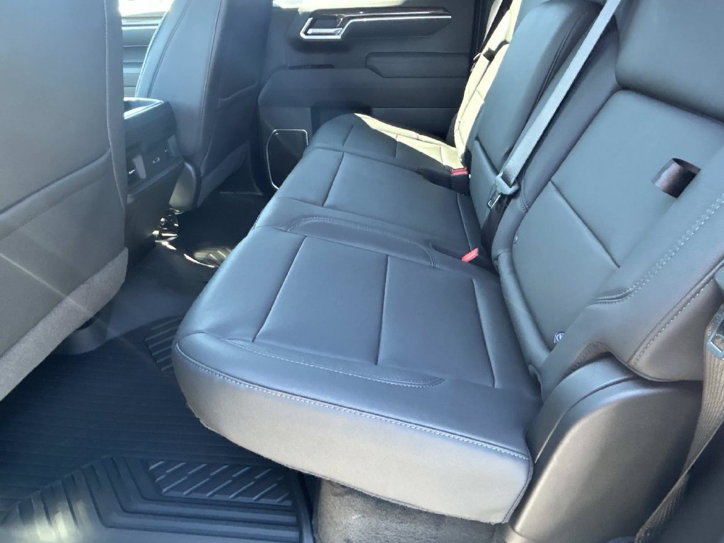 New 2026 Chevrolet Silverado 1500 RST w/ RST All Star Premium Package AWD/4WD image 12