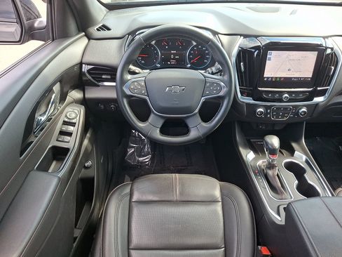 Used 2023 Chevrolet Traverse RS AWD/4WD image 11