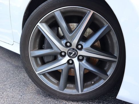 Used 2017 Lexus GS 350 F Sport RWD image 16