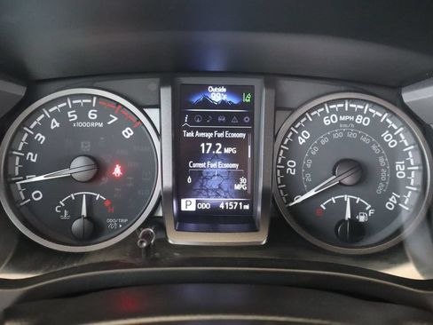 Used 2023 Toyota Tacoma TRD Pro AWD/4WD image 21