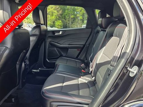 Used 2023 Ford Escape ST-Line w/ Tech Pack #1 FWD image 10