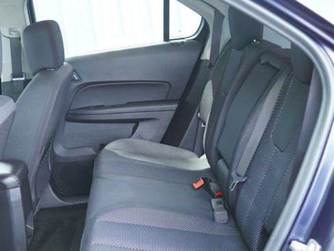 Used 2017 Chevrolet Equinox LT w/ Convenience Package FWD image 26