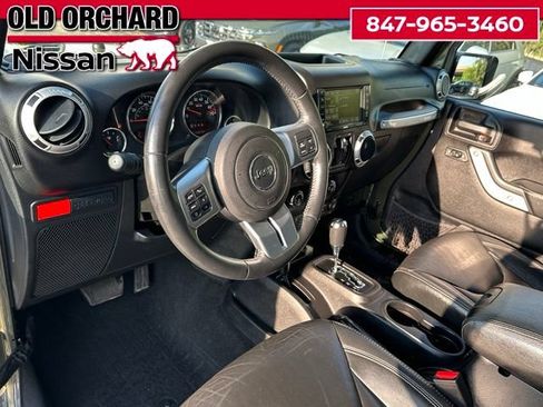 Used 2016 Jeep Wrangler Unlimited Rubicon AWD/4WD image 18