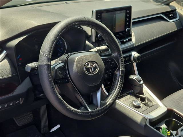 Used 2020 Toyota RAV4 Limited AWD/4WD image 10