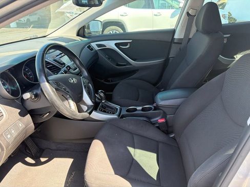 Used 2016 Hyundai Elantra Value Edition FWD image 10