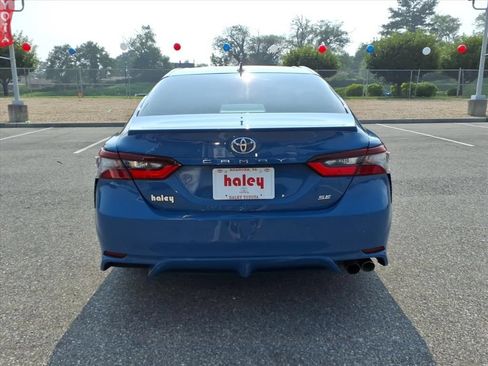 Used 2024 Toyota Camry SE FWD image 6