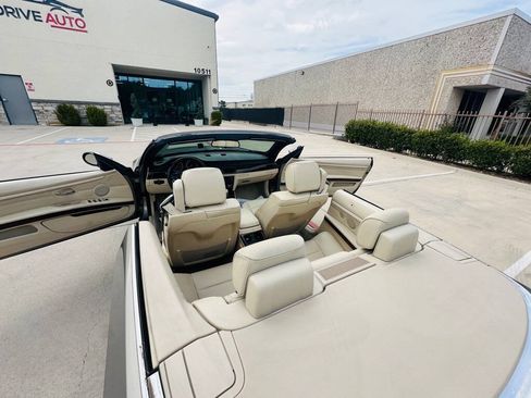Used 2007 BMW 328i Convertible RWD image 21