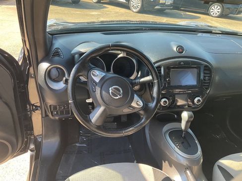 Used 2014 Nissan Juke SV FWD image 13