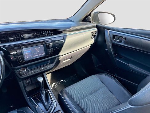 Used 2015 Toyota Corolla S FWD image 21