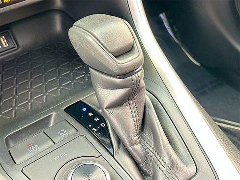 Used 2025 Toyota RAV4 XLE image 16