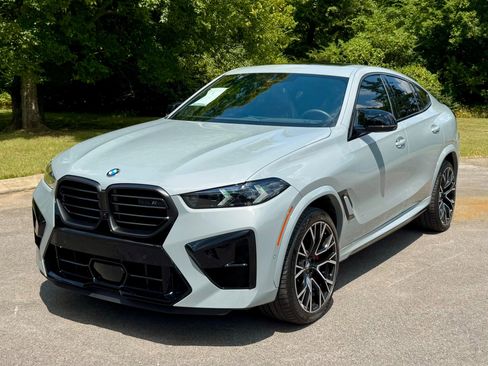 Used 2024 BMW X6 M Competition w/ Executive Package image 2