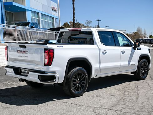 Used 2025 GMC Sierra 1500 Elevation w/ Preferred Package image 5