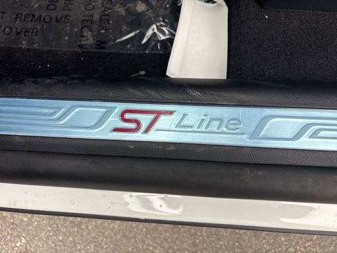 New 2026 Ford Explorer ST-Line image 16