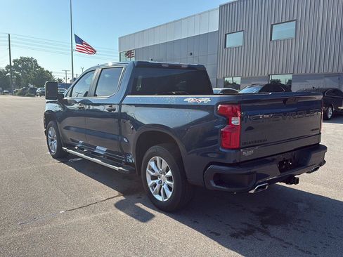 Used 2021 Chevrolet Silverado 1500 Custom w/ Custom Max Trailering Package AWD/4WD image 5