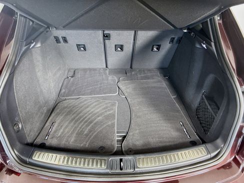Certified 2023 Porsche Macan image 25