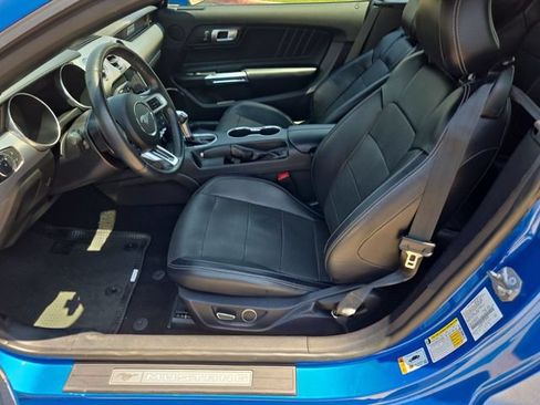Used 2019 Ford Mustang GT Premium RWD image 18