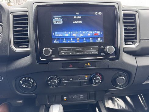 Used 2022 Nissan Frontier SV w/ Technology Package image 29