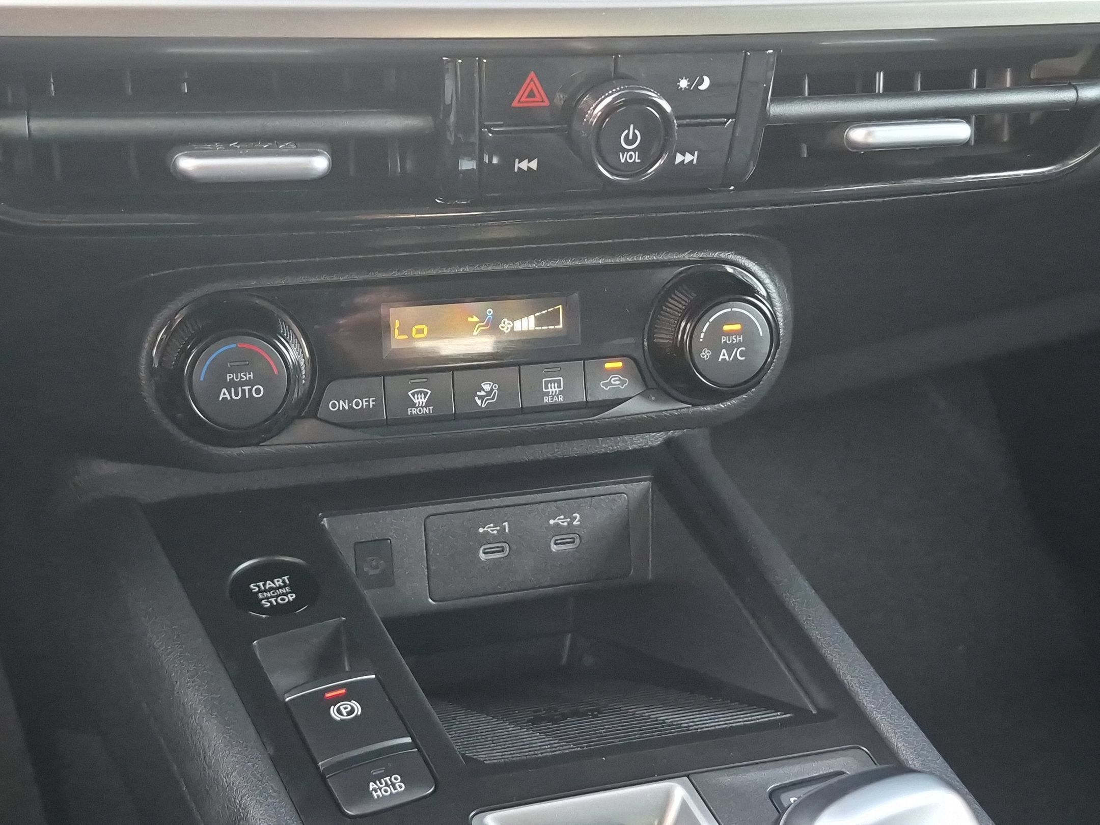 Used 2026 Nissan Kicks SV FWD image 22
