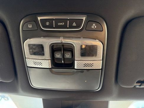 Used 2021 Kia Telluride SX w/ Nightfall Edition Package AWD/4WD image 18