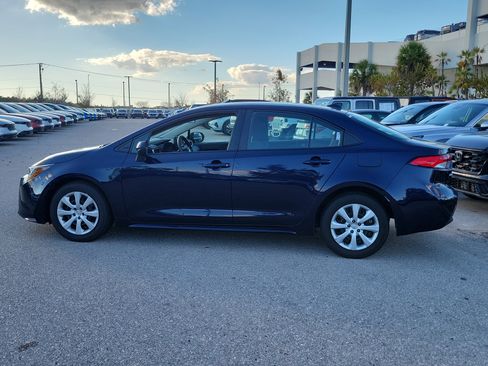 Used 2024 Toyota Corolla LE image 7