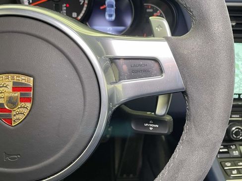 Used 2015 Porsche 911 Turbo S image 37