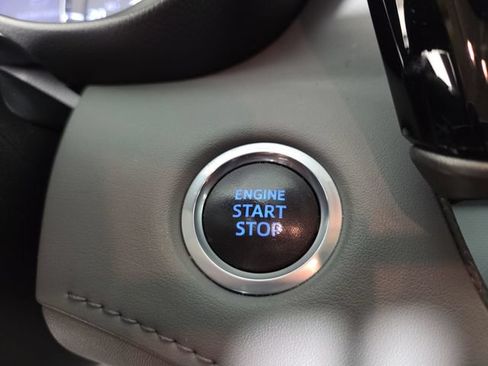 Used 2020 Toyota Highlander Limited AWD/4WD image 26