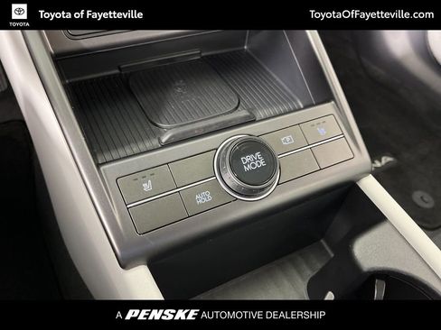 Used 2025 Hyundai Kona SEL image 29