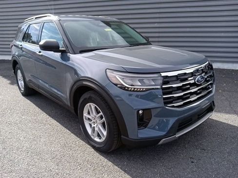 New 2026 Ford Explorer Active w/ Active Comfort Package RWD image 1