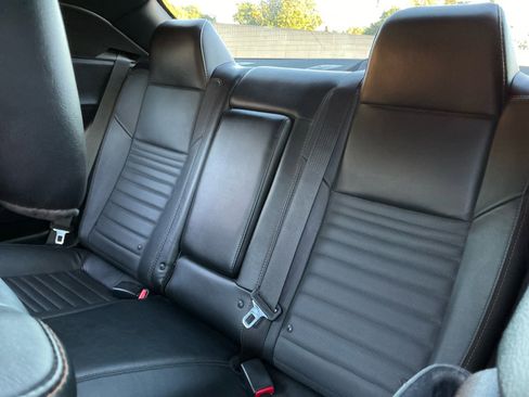 Used 2016 Dodge Challenger R/T Plus image 19