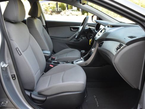 Used 2012 Hyundai Elantra GLS w/ Preferred Pkg 3 FWD image 8
