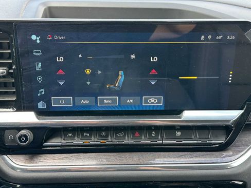 Used 2023 Chevrolet Silverado 1500 LTZ image 27