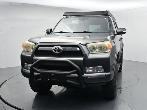 Used 2010 Toyota 4Runner SR5 AWD/4WD image 3