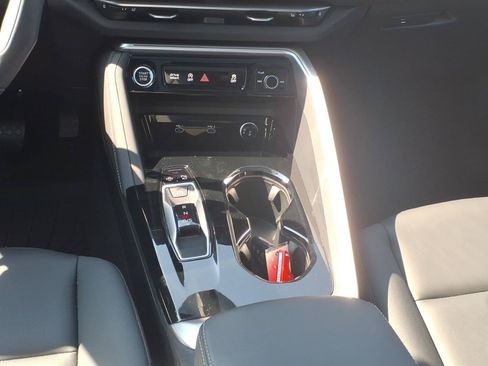 Used 2025 Audi Q5 Premium w/ Premium Plus AWD/4WD image 18
