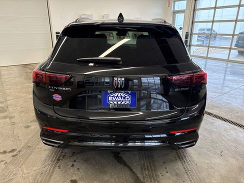 Certified 2025 Buick Envision Sport Touring image 3