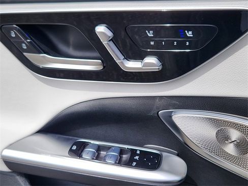 New 2025 Mercedes-Benz C 300 4MATIC Sedan image 11