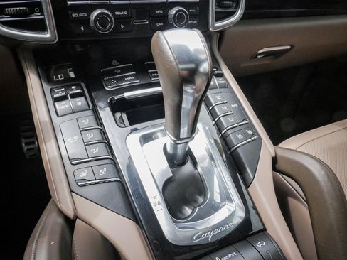 Used 2012 Porsche Cayenne S AWD/4WD image 26