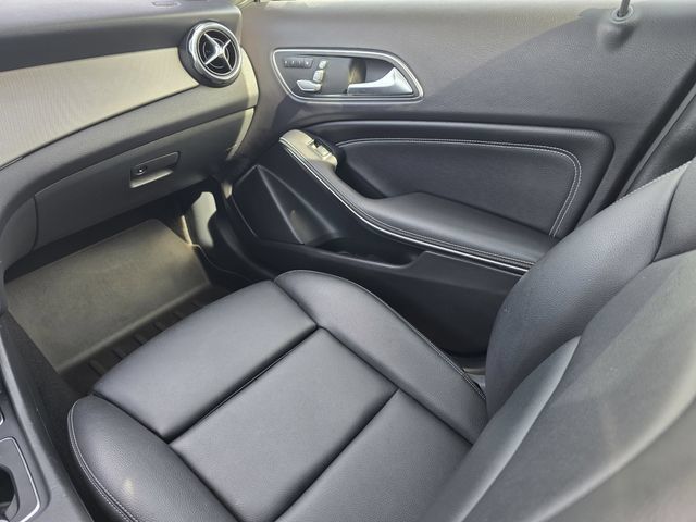 Used 2020 Mercedes-Benz GLA 250 image 18