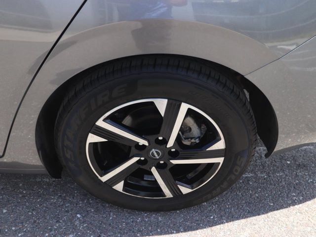 Used 2024 Nissan Sentra SV FWD image 14