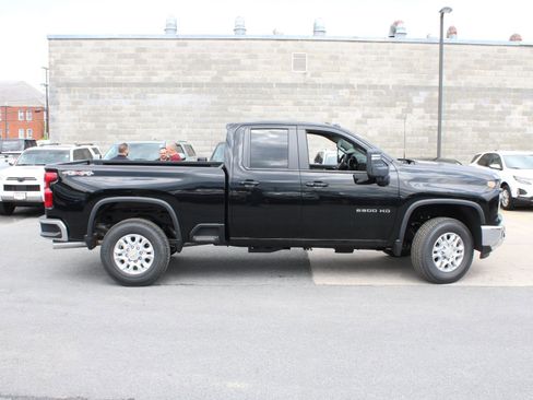 New 2025 Chevrolet Silverado 2500 LT w/ Convenience Package image 10