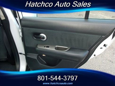 Used 2012 Nissan Versa 1.8 S image 22