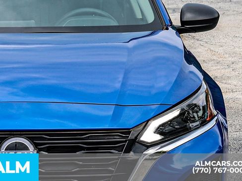 Used 2025 Nissan Altima 2.5 SV FWD image 15