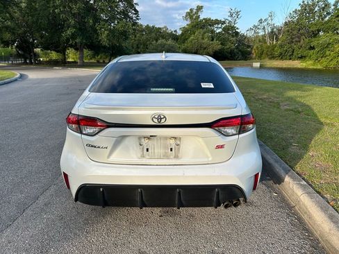 Used 2024 Toyota Corolla SE image 4