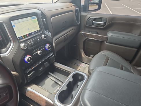 Used 2023 GMC Sierra 2500 Denali w/ Denali Ultimate Package AWD/4WD image 24