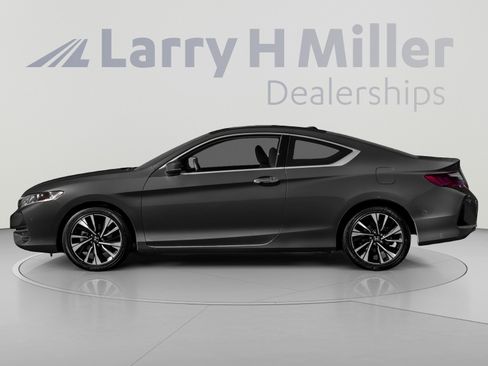 Used 2017 Honda Accord EX image 3