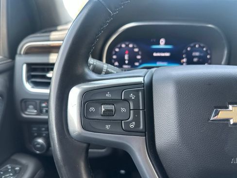 Used 2023 Chevrolet Tahoe Premier AWD/4WD image 32