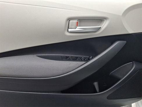 Certified 2021 Toyota Corolla LE w/ Carpet Mat Package (TMS) image 11