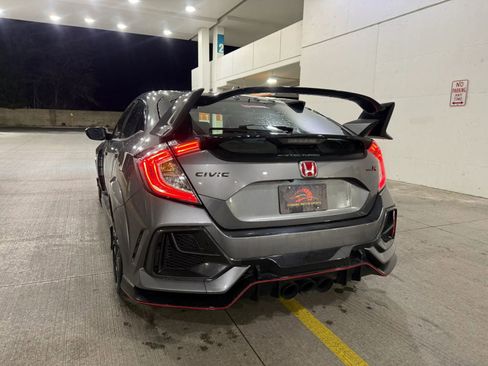 Used 2019 Honda Civic Type R image 9
