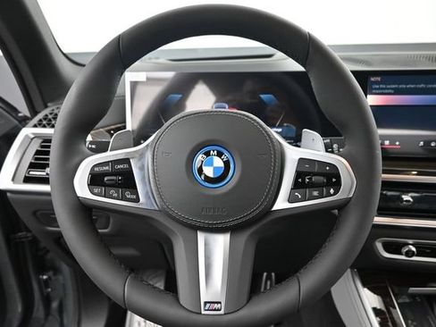 New 2026 BMW X5 xDrive50e w/ M Sport Package AWD/4WD image 13